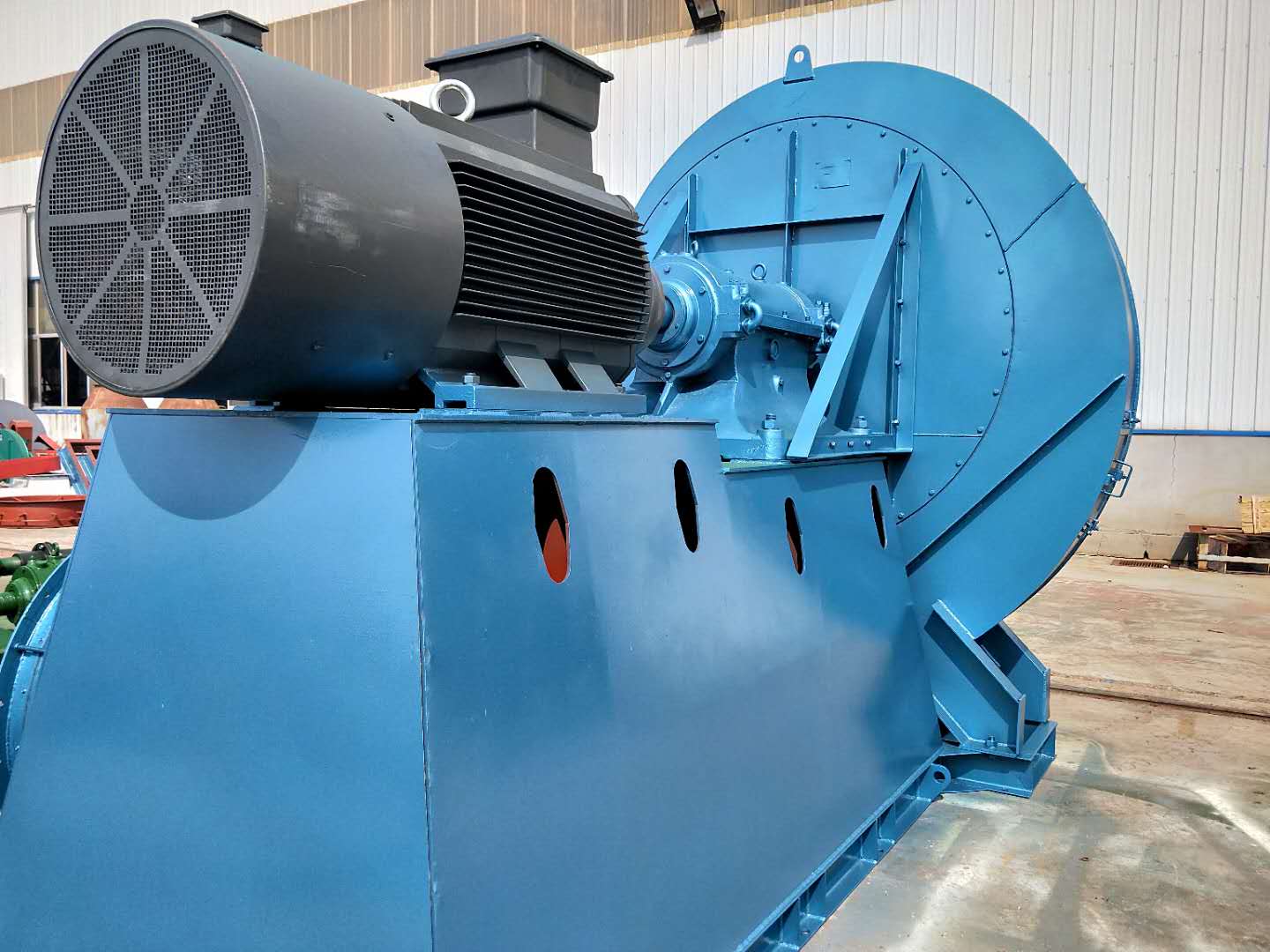 Y9-28ϵ�и�ѹ�ķ��